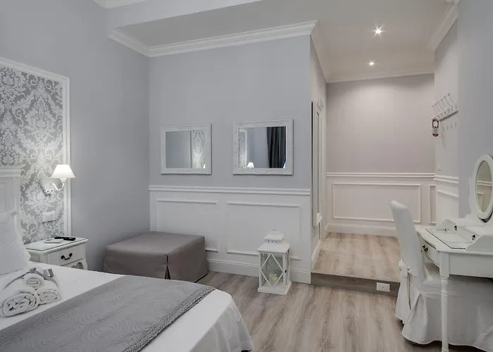 Charme & Chic Luxury 4* Rome