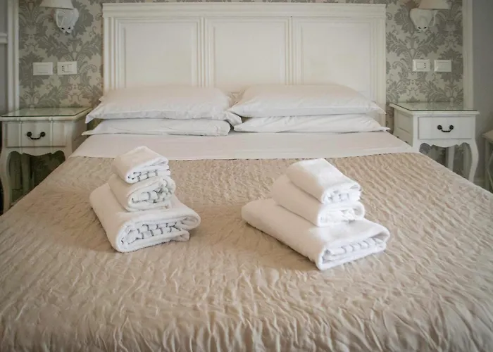 Charme & Chic Luxury Vendégház
