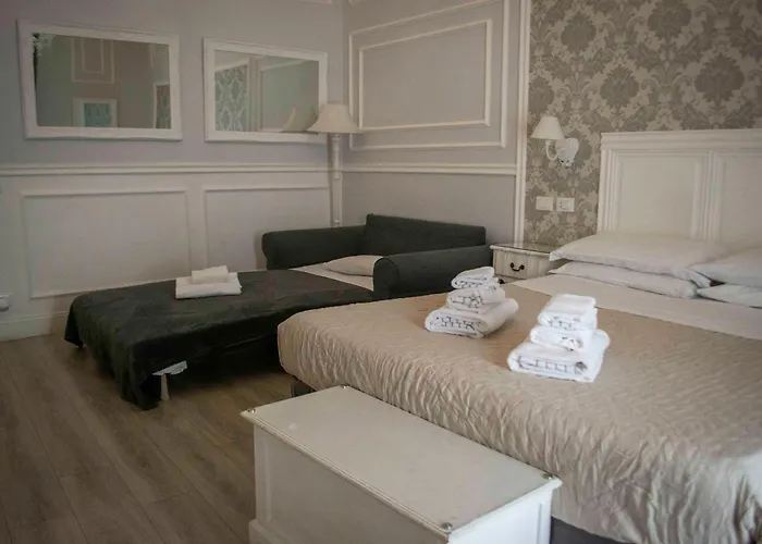 Charme & Chic Luxury Guest house Rome