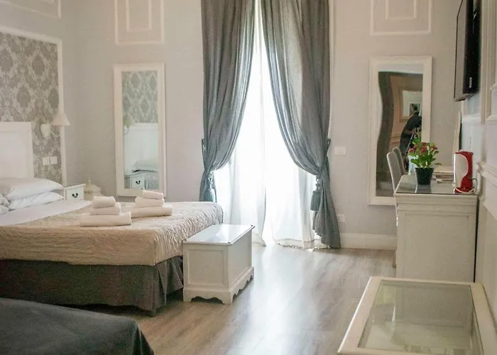 Charme & Chic Luxury 4* Rome