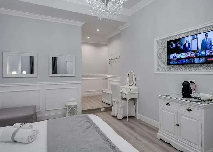Charme & Chic Luxury Guest house Rome