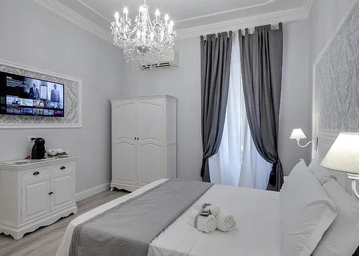 Charme & Chic Luxury Guest house 4*